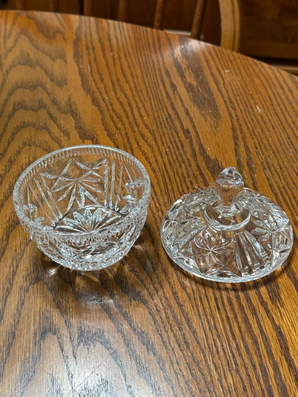 Vintage Clear Glass Sugar Bowl With Lid - Picture 4 of 9